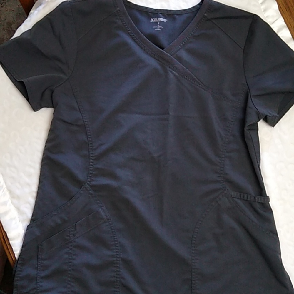 🩶 Grey Scrubstar ⭐ Women's Scrub Top Size Medium